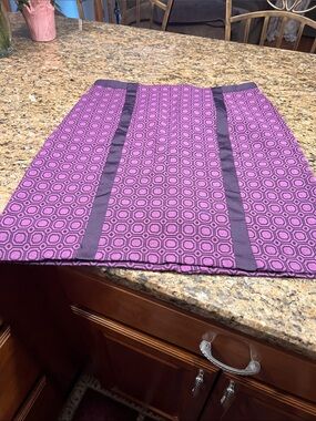 New York & Company Purple Geometric Mini Skirt with Dark Trim